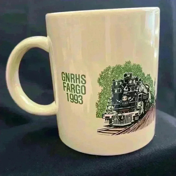 Great Northern Railroad Historical Society Vintage Coffee Mug - Picture 1 of 4